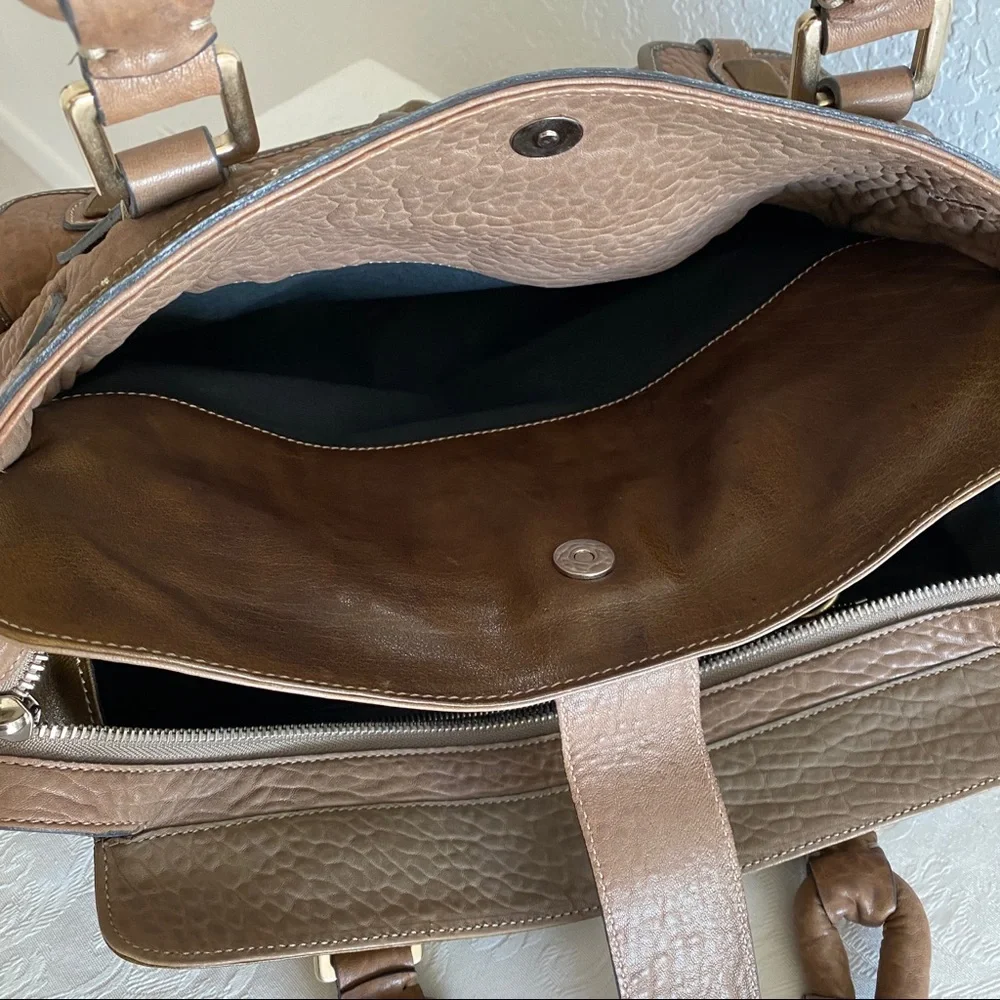 Chloe front pocket organizer tote